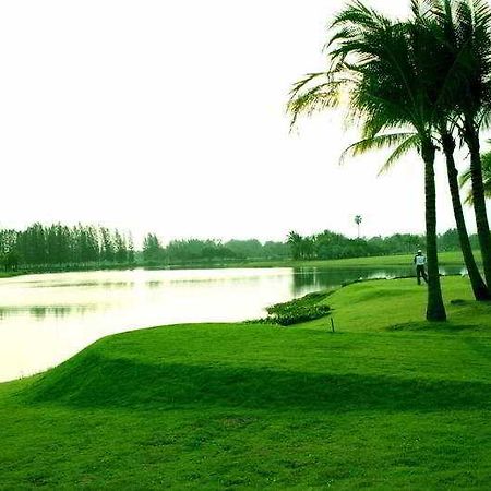 Water Land Golf Resort & Spa Phitsanulok Εξωτερικό φωτογραφία